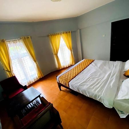 Bob Leisure Hotel Ооти Екстериор снимка