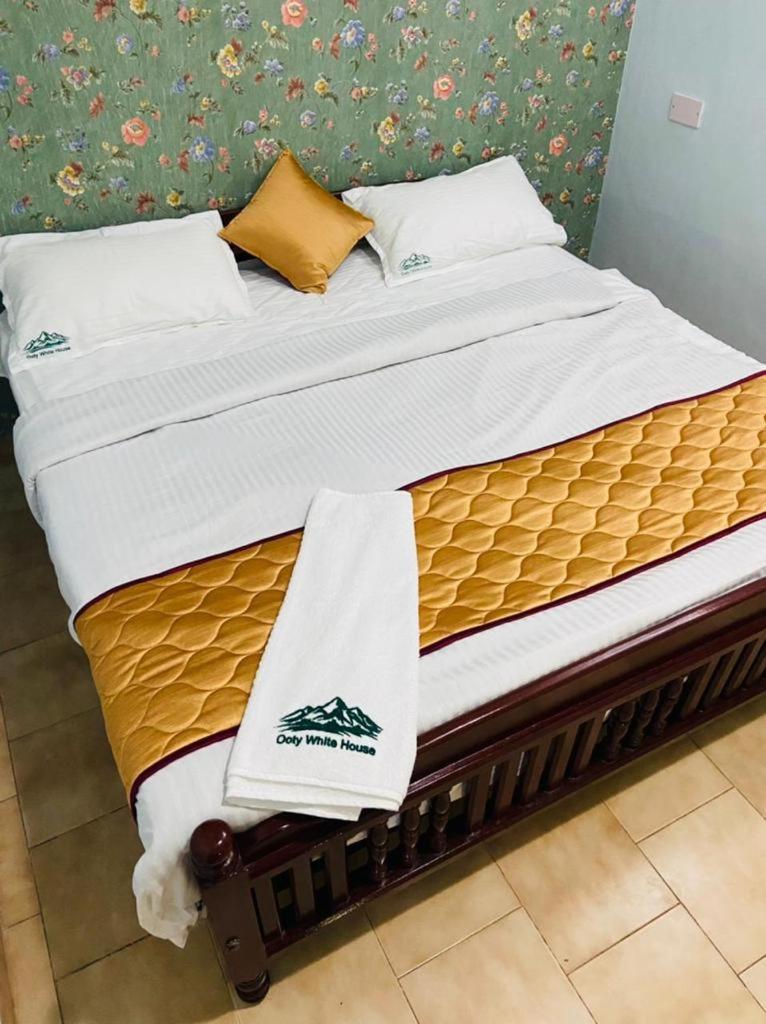 Bob Leisure Hotel Ооти Екстериор снимка
