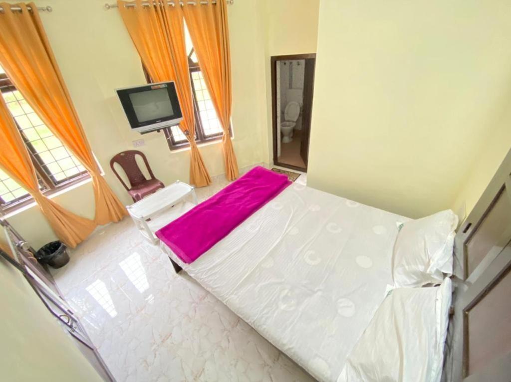 Bob Leisure Hotel Ооти Екстериор снимка