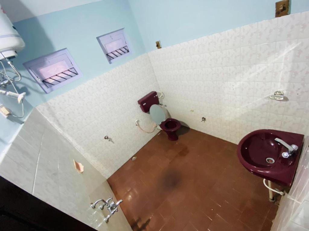 Bob Leisure Hotel Ооти Екстериор снимка